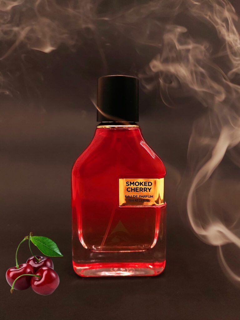 A perfect fragrance for spring, It’s a sensual and seductive fragrance. The opening note is very fresh and sweet cherry perfectly blended with smoked vanilla and tobacco making the scent very unique and warm.
